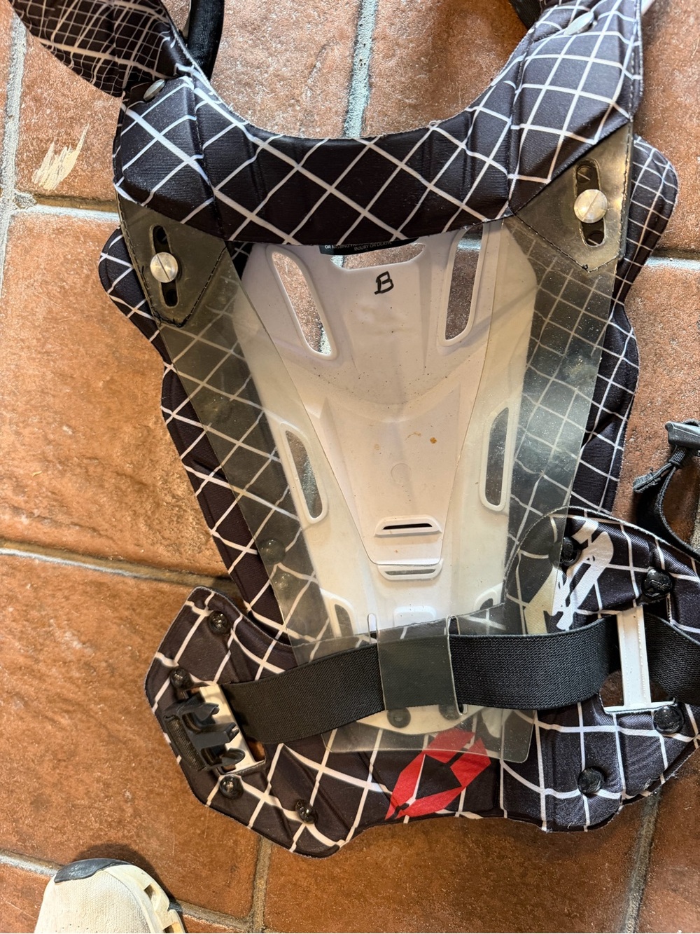 EVS Chest Protector - Picture 3 of 6